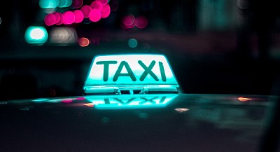 Taxi lumineux marseille
